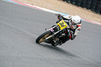 enduro-digital-images;event-digital-images;eventdigitalimages;mallory-park;mallory-park-photographs;mallory-park-trackday;mallory-park-trackday-photographs;no-limits-trackdays;peter-wileman-photography;racing-digital-images;trackday-digital-images;trackday-photos
